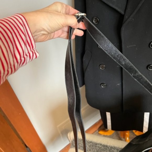 Etienne Aigner Large Black Leather Computer Bag/Tote. Pockets and Compartments - Picture 15 of 16